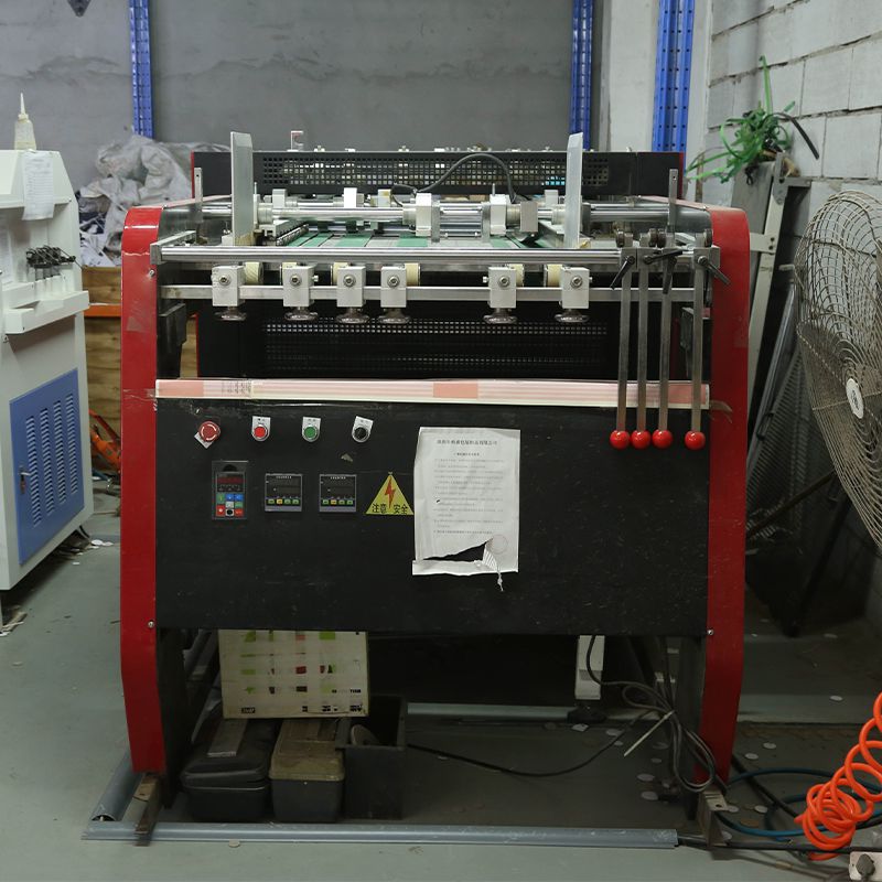 全(quan)自動卡(ka)紙V槽機(ji)